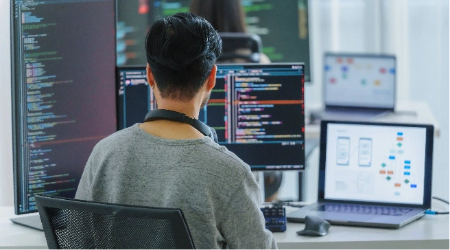 35655_PrivateAILab_CampaignLP_FINAL_PlatformDevOps@2x